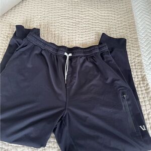 Vuori Black Joggers